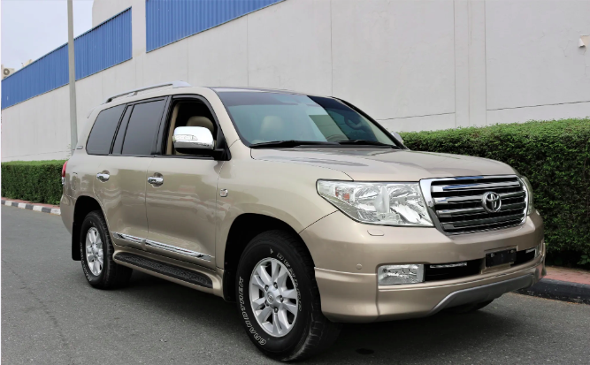 TOYOTA LAND CRUISER 2011 GXR V6 FULL OPTIONS