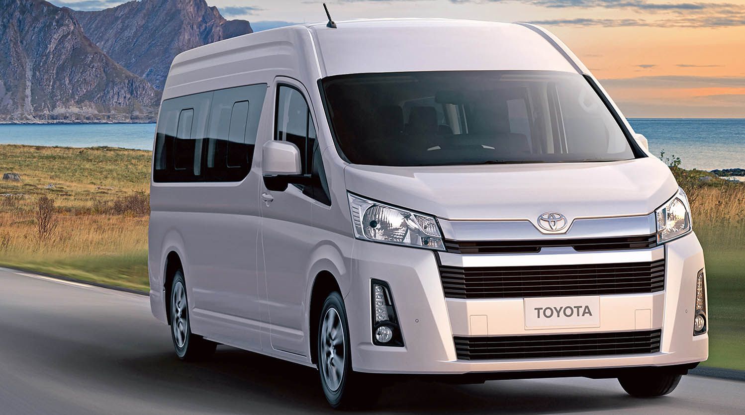          Toyota HiAce Minivan for Winter Trips – From Basiony Travel              