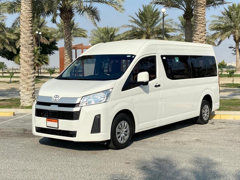 Toyota Hiace Rental - The comfort of public transportation in a modern style with New Year's discoun