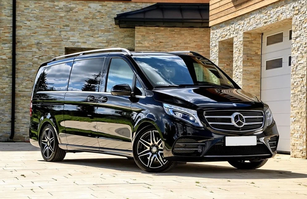 "Rent a Mercedes Viano for Elegant, Spacious Group Travel Solutions"