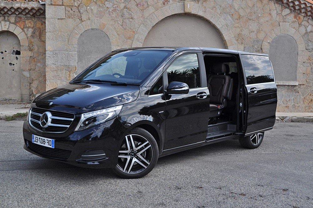 "Get Exclusive Discounts on Mercedes Viano Rentals – Luxury Travel Awaits!"