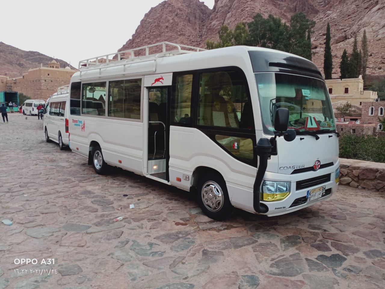 Toyota Coaster: Reliable and Efficient Transportation From the Egyptian Limousine Company