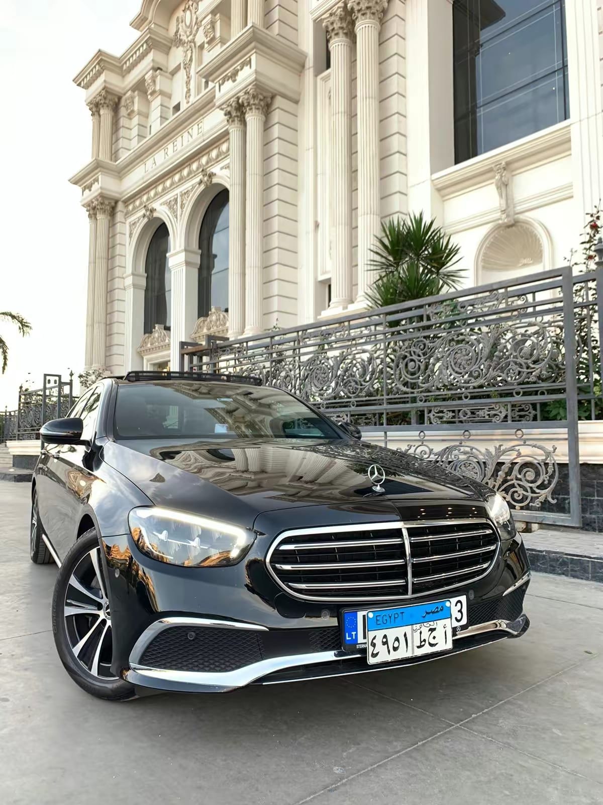 Mercedes S450 is the perfect choice. Available for rent at competitive prices, suitable for luxury