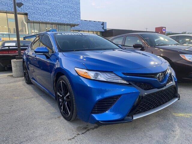 2020 Toyota Camry XSE 4dr Sedan  •