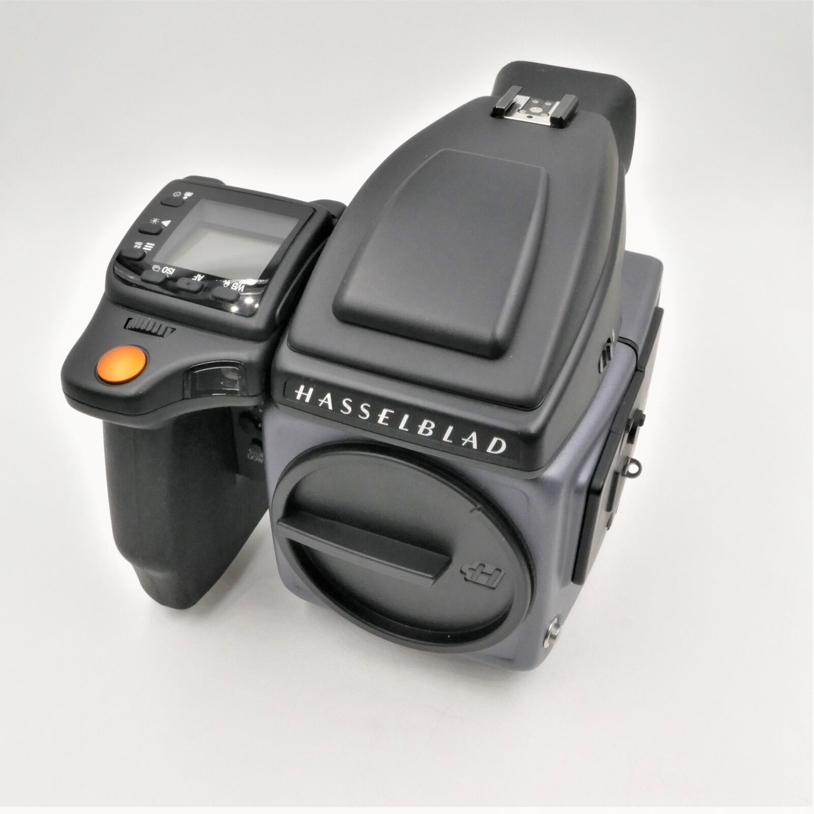 We supply best of quality New Digital Camera And Camera lens including major models from best brand